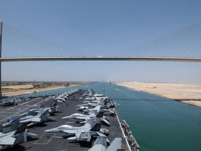 CVN-69���»���.D.��ɭ���������ź���ĸ��