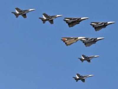 F-14C Tomcat,F/A-18C Hornets