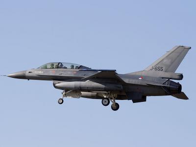 F-16B