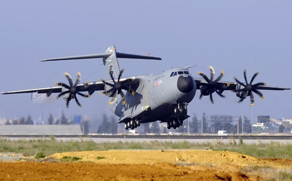 ���пͳ���˾��A400M�����