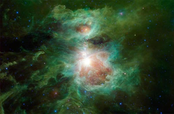 美国宇航局广域红外探测器(WISE)拍摄的猎户座大星云