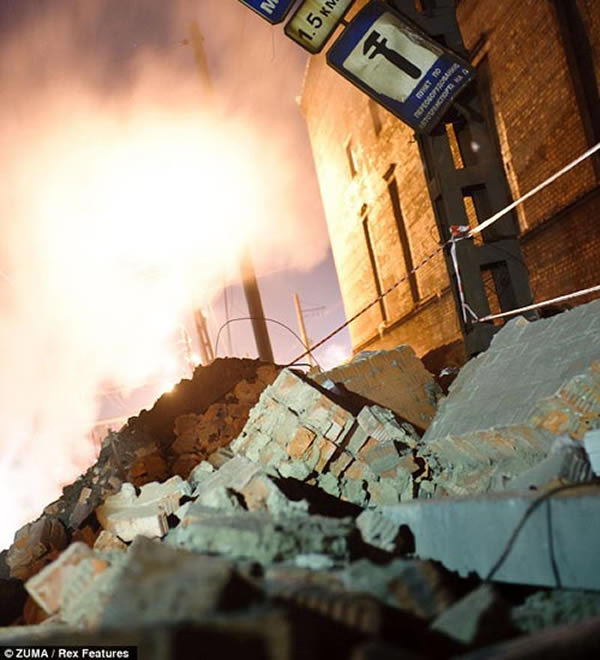 一颗陨石坠落俄罗斯