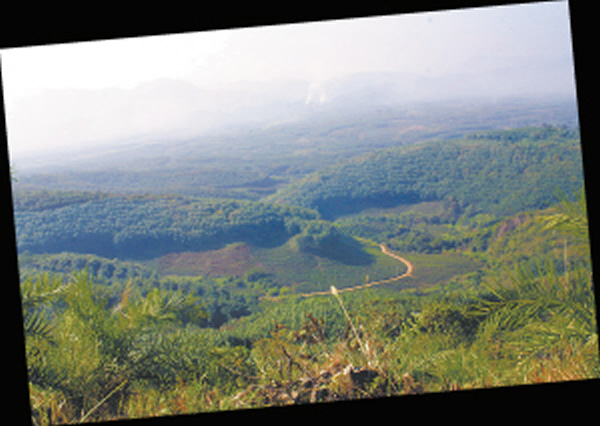 白沙陨石坑遗迹