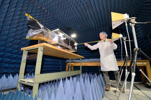 ��ѧ���ڲ�����Ž���������̫�ռ�������