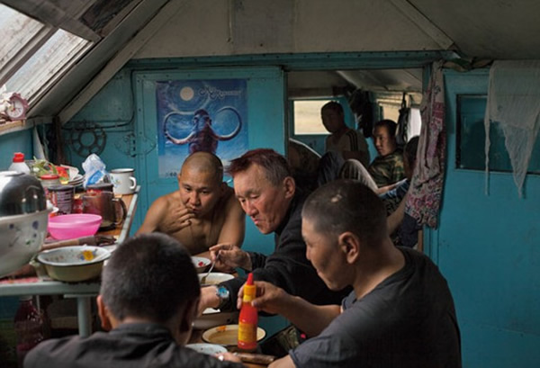 ����˹������ʯ����