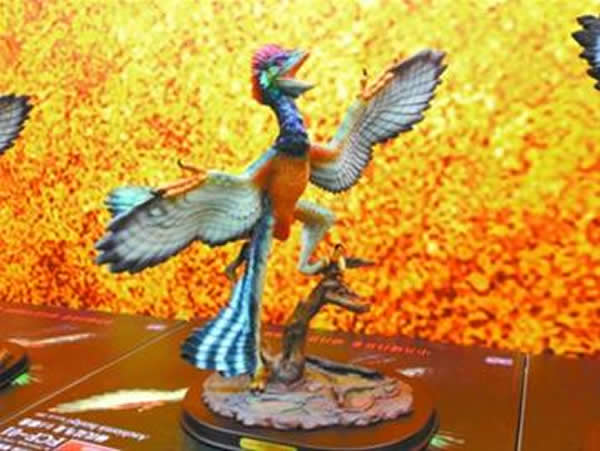 赫氏近鸟龙复原雕像