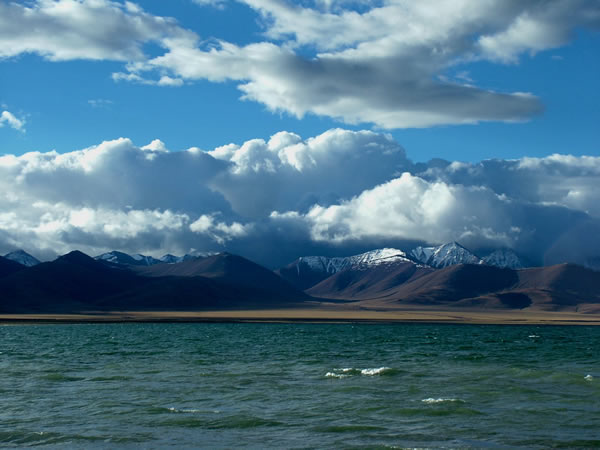 资料图片:西藏纳木错湖