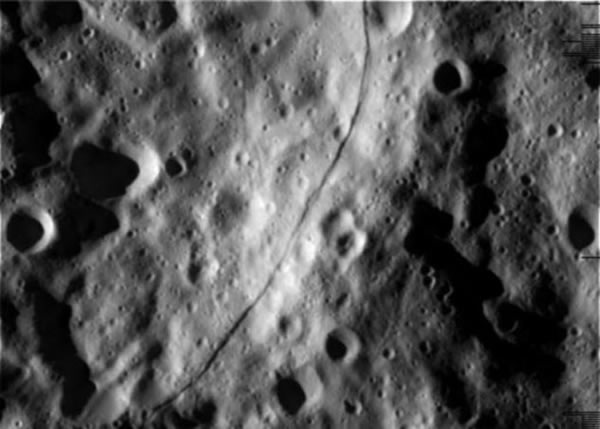 这张照片是美国太空科学研究所科学家拍摄的