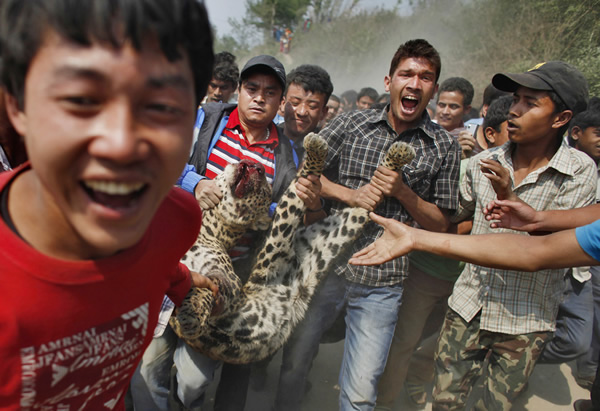 �Ჴ���Ա�ҧ��15�˱�����