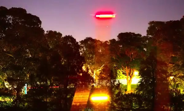 好莱坞影星罗素克洛声称在澳洲雪梨公园内拍摄到UFO