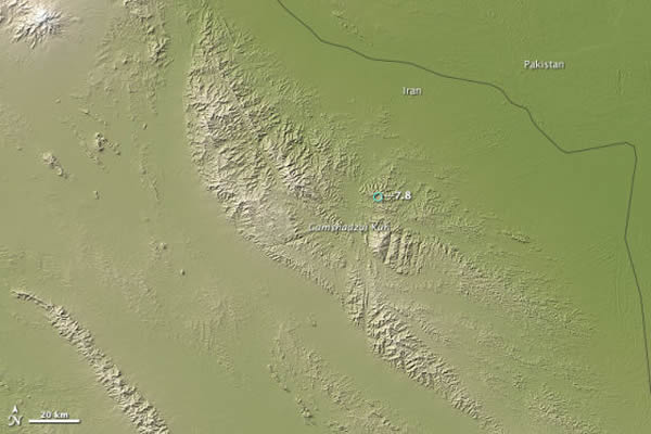 2013年4月16日,阿拉伯板块和欧亚板块的不断碰撞在伊朗东南部造成了里氏7.8级地震。