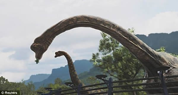 美国环境科学协作研究所的一个科研组已经制成这场大灾难的模型,用来展示小行星撞地球是如何导致大气层升温到把一切烧成灰烬的程度,就连隐藏在地下或者是水下的生命也不例