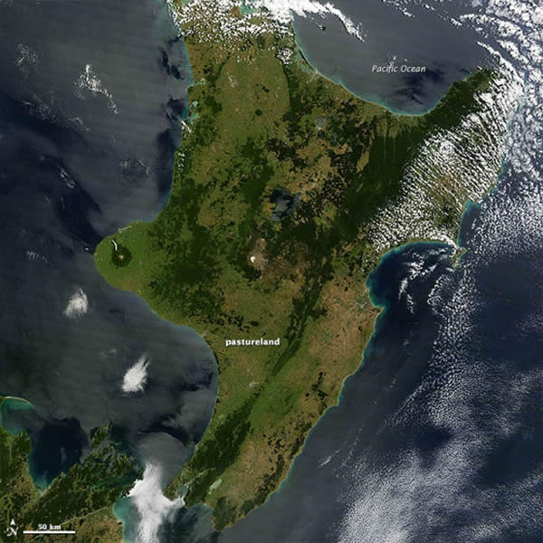 卫星于2009年4月3日拍摄照片