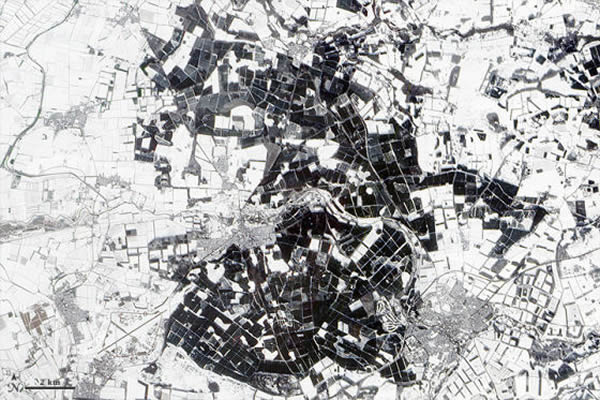 ���ظ���ɭ�����ڵ�һ�������ս����ֵġ���ʱ��Ӣ�����ֶ�����ԭ�е�ɳ��ɭ�ֽ����˸��죬�Ա�֤ľ�Ĺ�Ӧ��