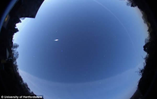 һ�ž�����ɫ�����ǻ���Ӣ�������Ͽ�