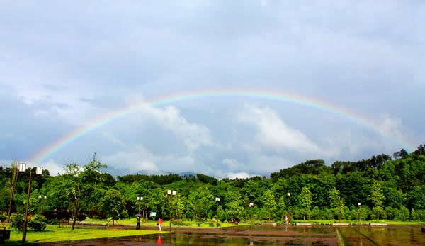 �~ɽ�����Ͽճ��ֵ������ʺ�