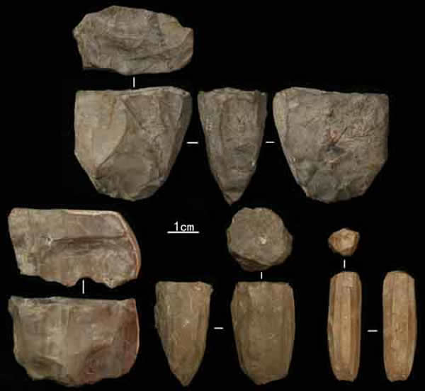 ˮ������12�ص������ϸʯ��