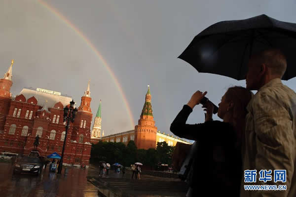 һ���ʺ��Խ����˹�׶�Ī˹�ƺ쳡�Ͽ�