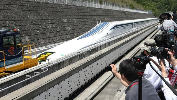 �������г�