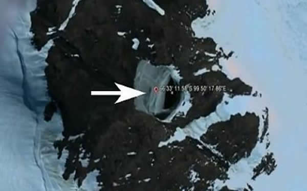 南极洲发现外星人基地?
