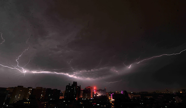 ���绮�Ʊ���ҹ��