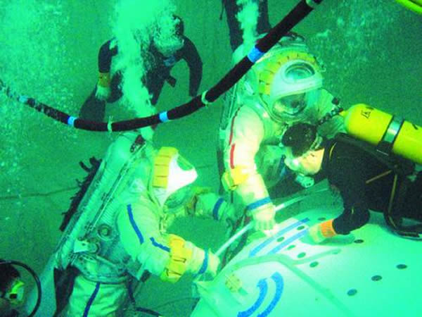 Ǳˮ��Ա����ˮ��Э������Աѵ��