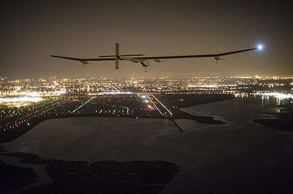 ��̱�˲�䣺ʵ�����̫������HB-SIA���ɻ����ڽӽ�Լ��-����ϻ��������ɻ�����̫���ܶ�����������ɷ��д�Խ����