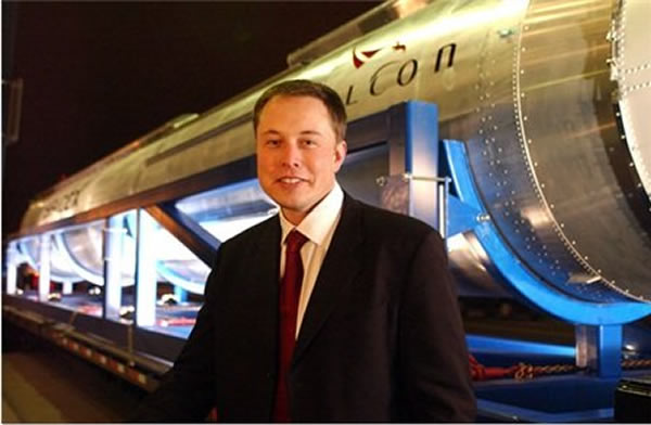 伊隆•马斯克将在下个月揭开他的“阿尔法设计”,这是一个革命性的交通系统,大大缩短城际之间的旅行时间,而且价格还很便宜