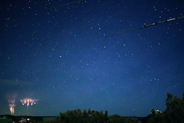 俄克拉荷马州上空出现的精灵双胞胎