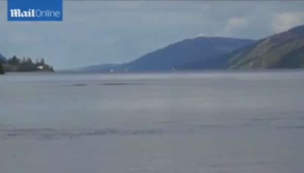 Ӣ����Ӱʦ����˹���ĵ��޴�ˮ�ۣ�������ˮ������