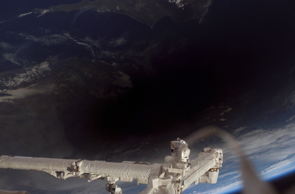 月球在地球投射的巨大恐怖阴影