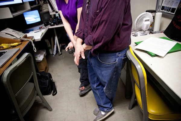 Peter Schultz和他的研究生进行试验探讨