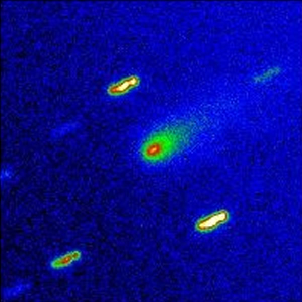 �������Ǽ�ɫӰ��