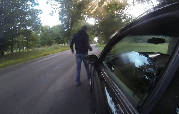 Ƶ¼Ӣһʻ幫·ײһͷ¹ľ