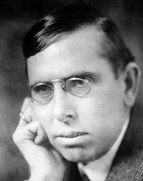 德莱塞(Theodore Dreiser)