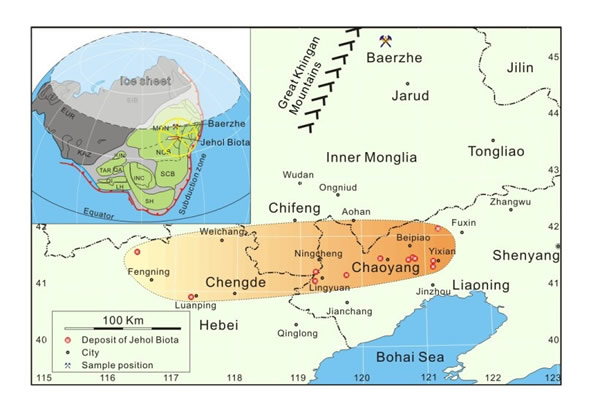 巴尔哲岩体和热河动物群化石点的地理位置及其早白垩世的古地理位置