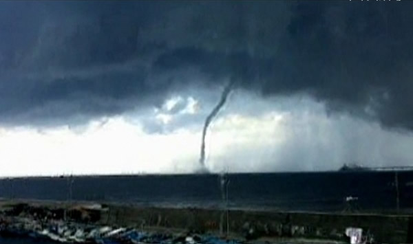 ��������������������ͬʱ����9��ˮ��������