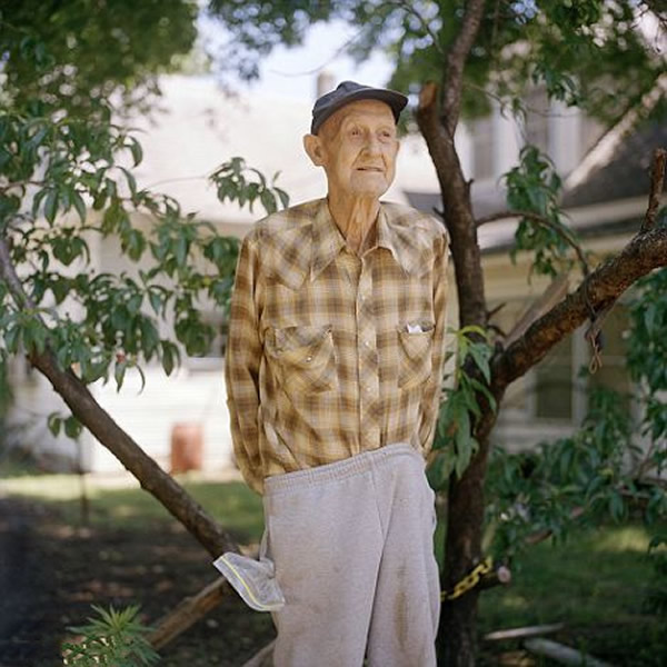 美国密苏里西南地区第50大道地区的神秘“幽灵之光”