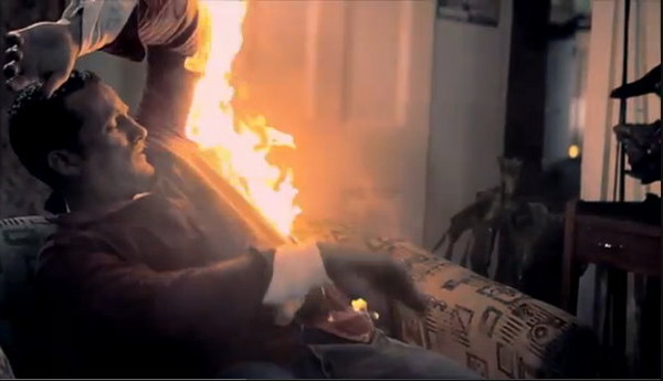 �ֲ�������Ȼ������Խս�ϱ�������ͻȻȼ������