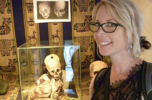 秘鲁出现神秘大头小身骨骸,人类学家表示可能是外星人