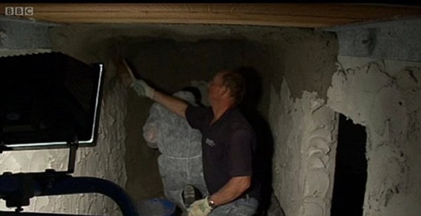 ����ٵĶ�Ѩ�����Ĳ��ã����ڱ����ܱ�������֮ǰ�������������