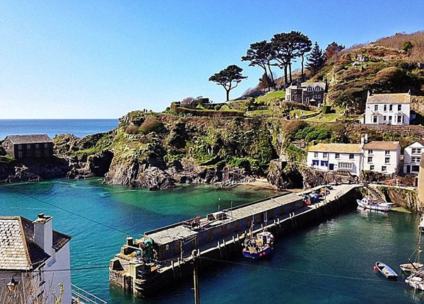 外星人降落?英国男子拍神秘蓝色光束