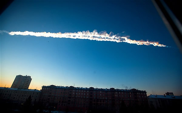 地球观测卫星捕捉到俄罗斯车里雅宾斯克流星事件的关键细节