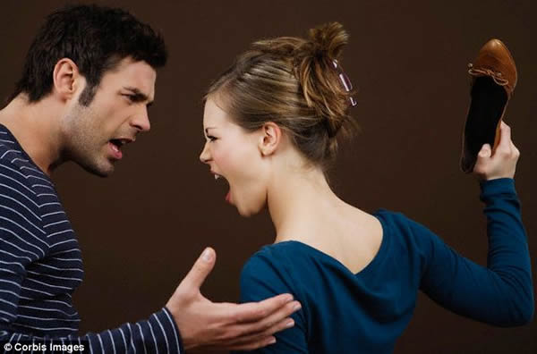 研究显示:想婚姻幸福 妻子是关键