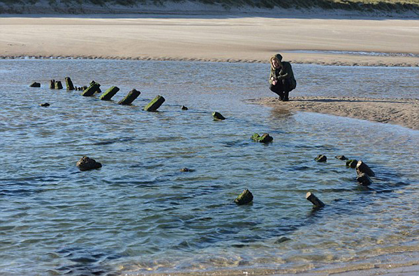 Ӣ��һ�ű���������һ�����صİ���ǰ����