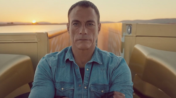 53岁猛男卡车上悬空劈腿