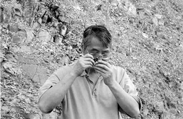 地层古生物学家金玉玕:为中国地层学创立了两枚“金钉子”