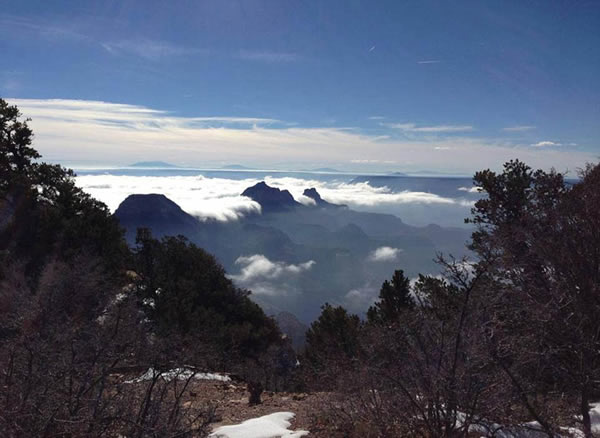 美国科罗拉多大峡谷的壮观云海