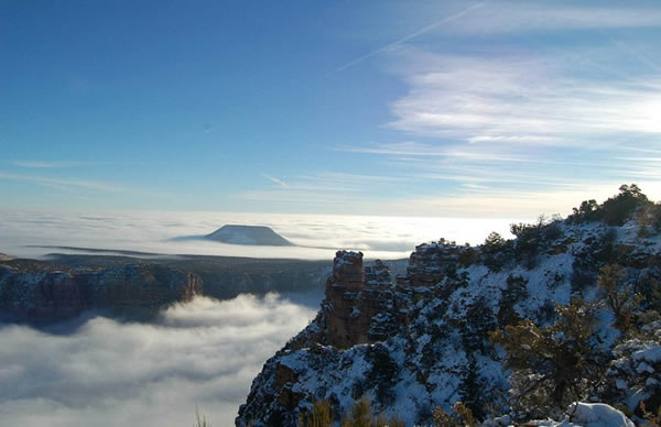 美国科罗拉多大峡谷的壮观云海