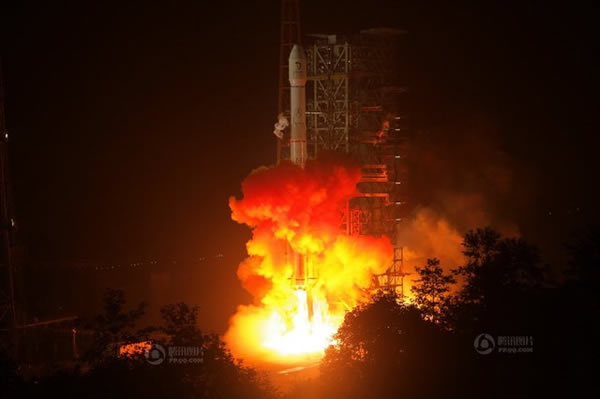 �϶����ŷ�������